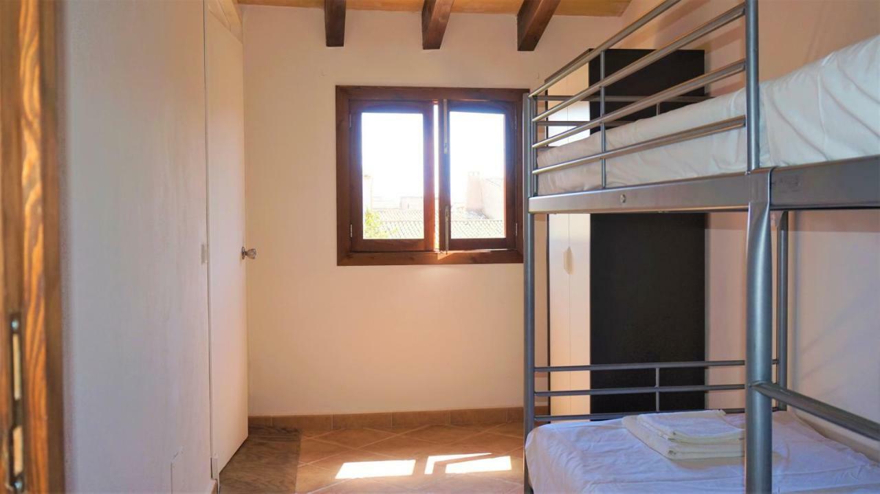Can Torres Porreres Luaran gambar
